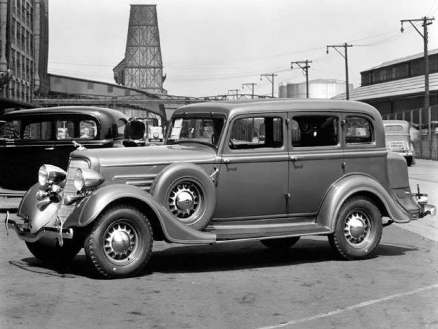  Dodge DRXX 4-Door Sedan 1934 года  (фото 2 из 3)